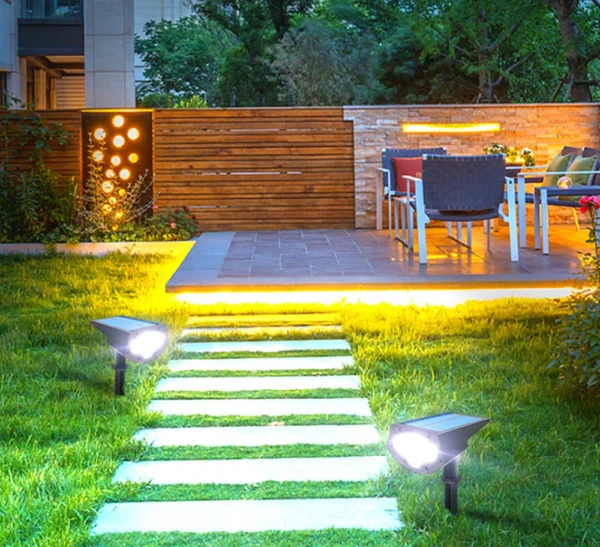 LED Solar Spot Lights Outdoor Spotlight In-Ground IP65 Waterproof Solar Wall Light Outdoor Garden Light for Yard Lawn Landscape
